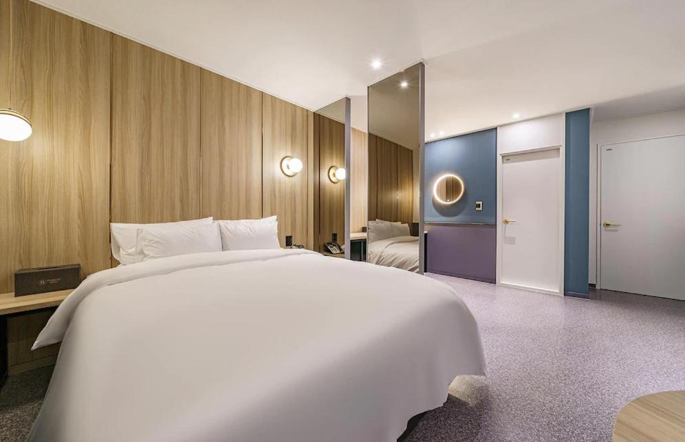 Brown-Dot Hotel Geomdan Incheon Esterno foto