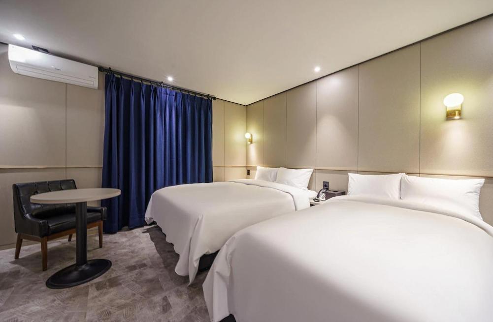 Brown-Dot Hotel Geomdan Incheon Esterno foto