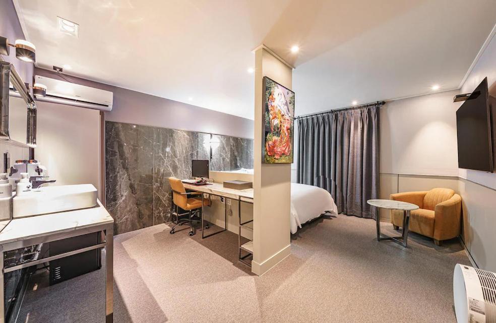 Brown-Dot Hotel Geomdan Incheon Esterno foto